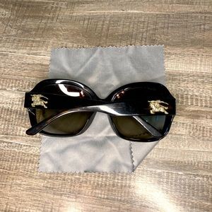 Burberry sunglasses